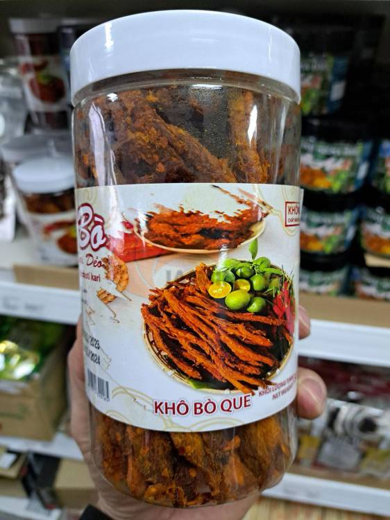 Obrázek k výrobku 6970 - VMF hovězí jerky s příchutí kari nakrájené 300g